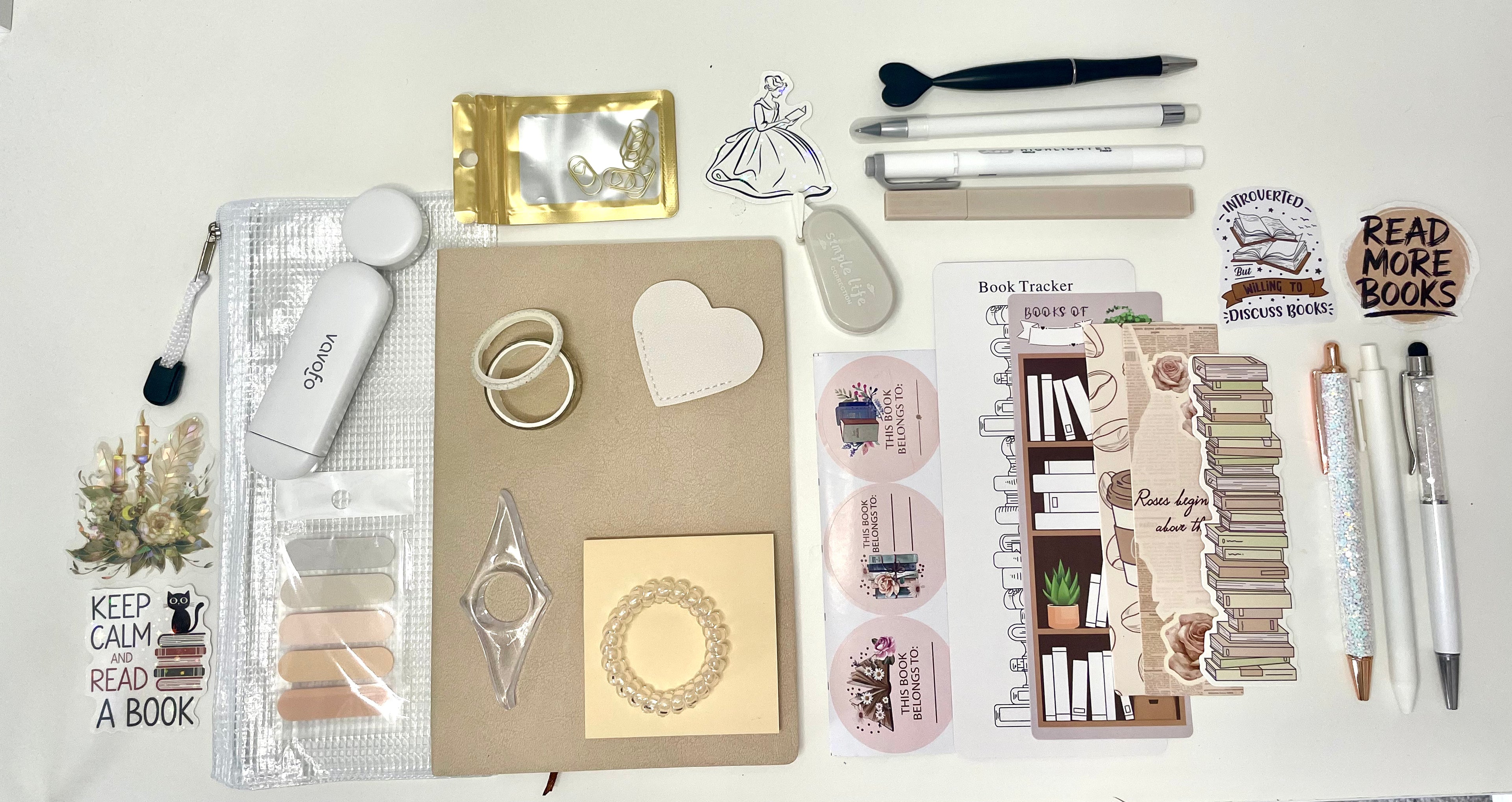 The Charm & Chapter Deluxe Box